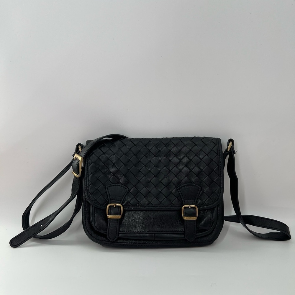 Divina Firenze Black Woven Leather Handmade Flap Buckle Crossbody Bag